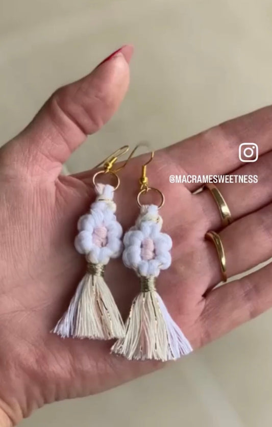 Macrame Daisy Earrings Kit