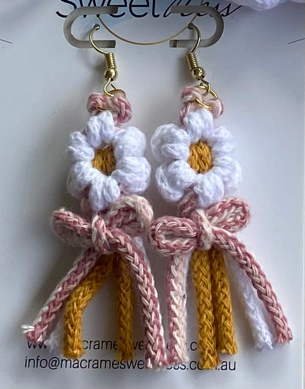 Macrame Daisy Earrings