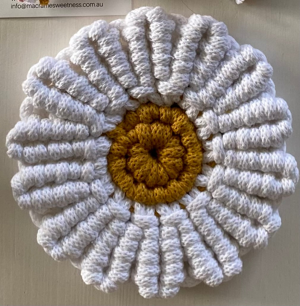 Macrame Daisy Flower Coaster